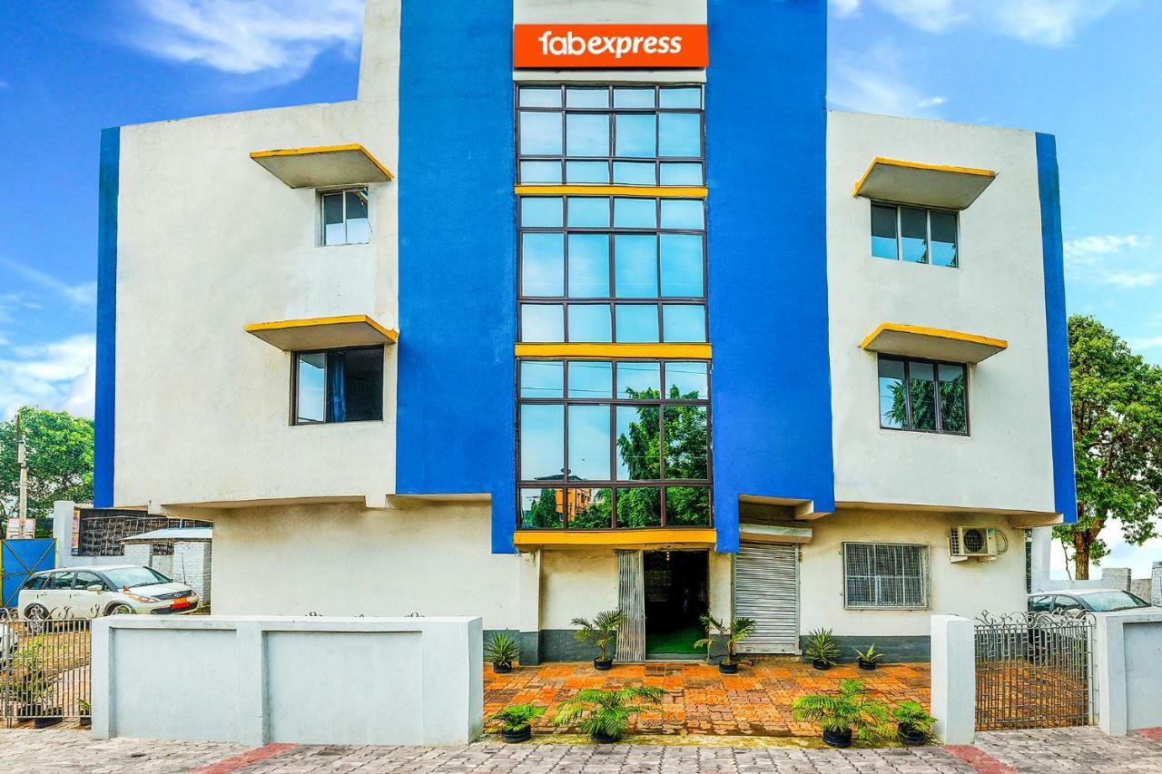 Fabexpress Vinita Welcome Villa Howrah Haora Exterior photo